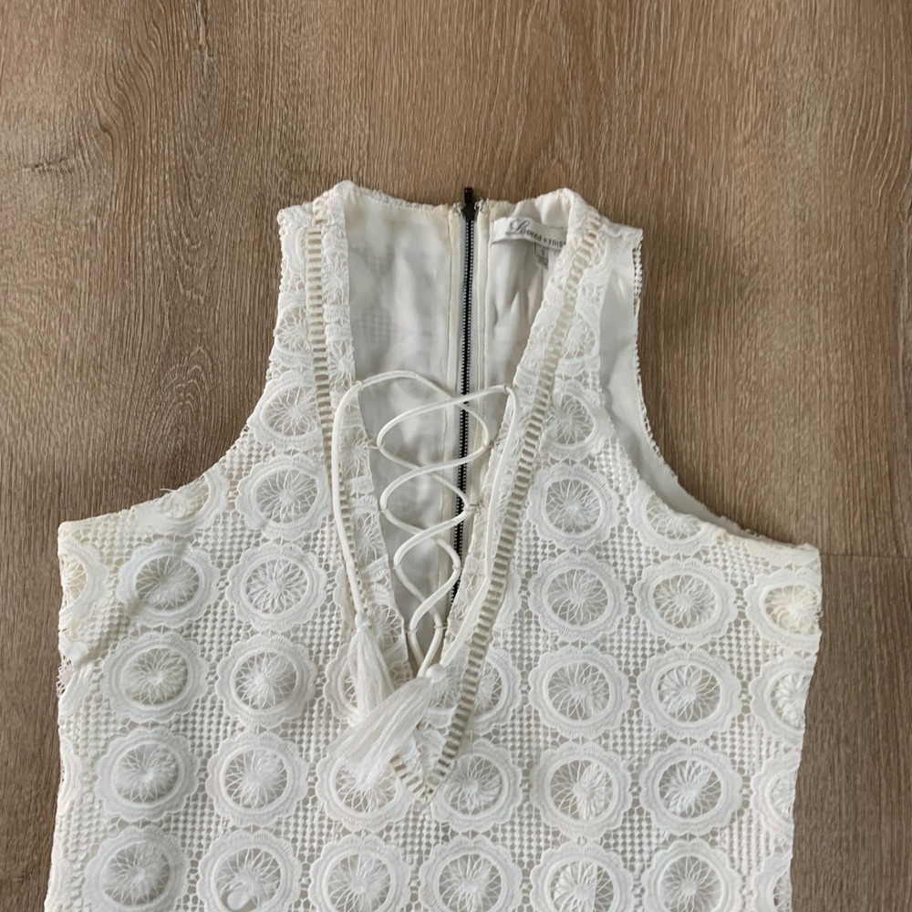 Lovers + Friends White Lace Mini Dress Lace Up Tassel Boho Medallion Crochet S - Picture 2 of 9